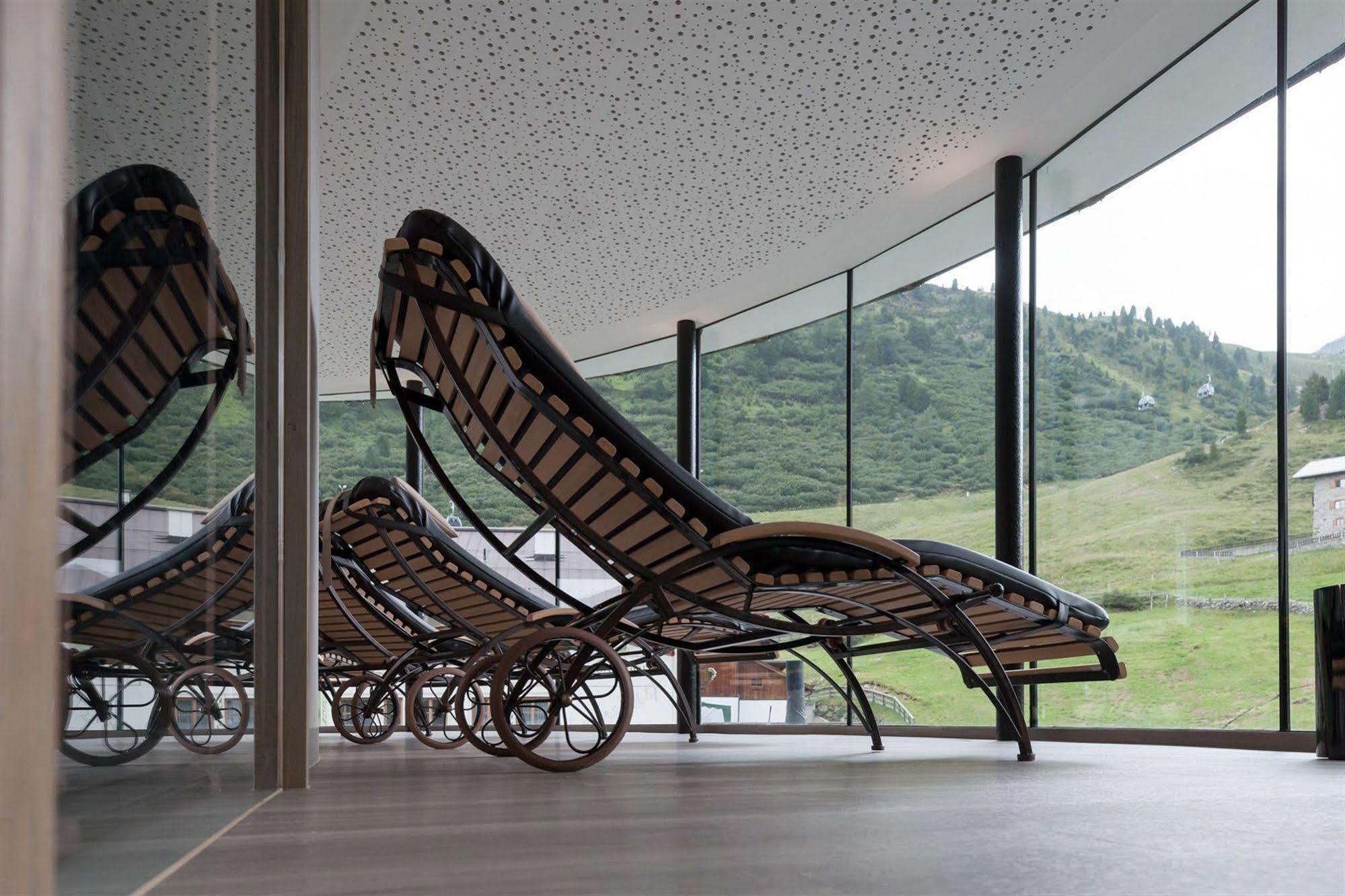 Josl Mountain Lounging Hotel - Adults Only! Obergurgl Bagian luar foto